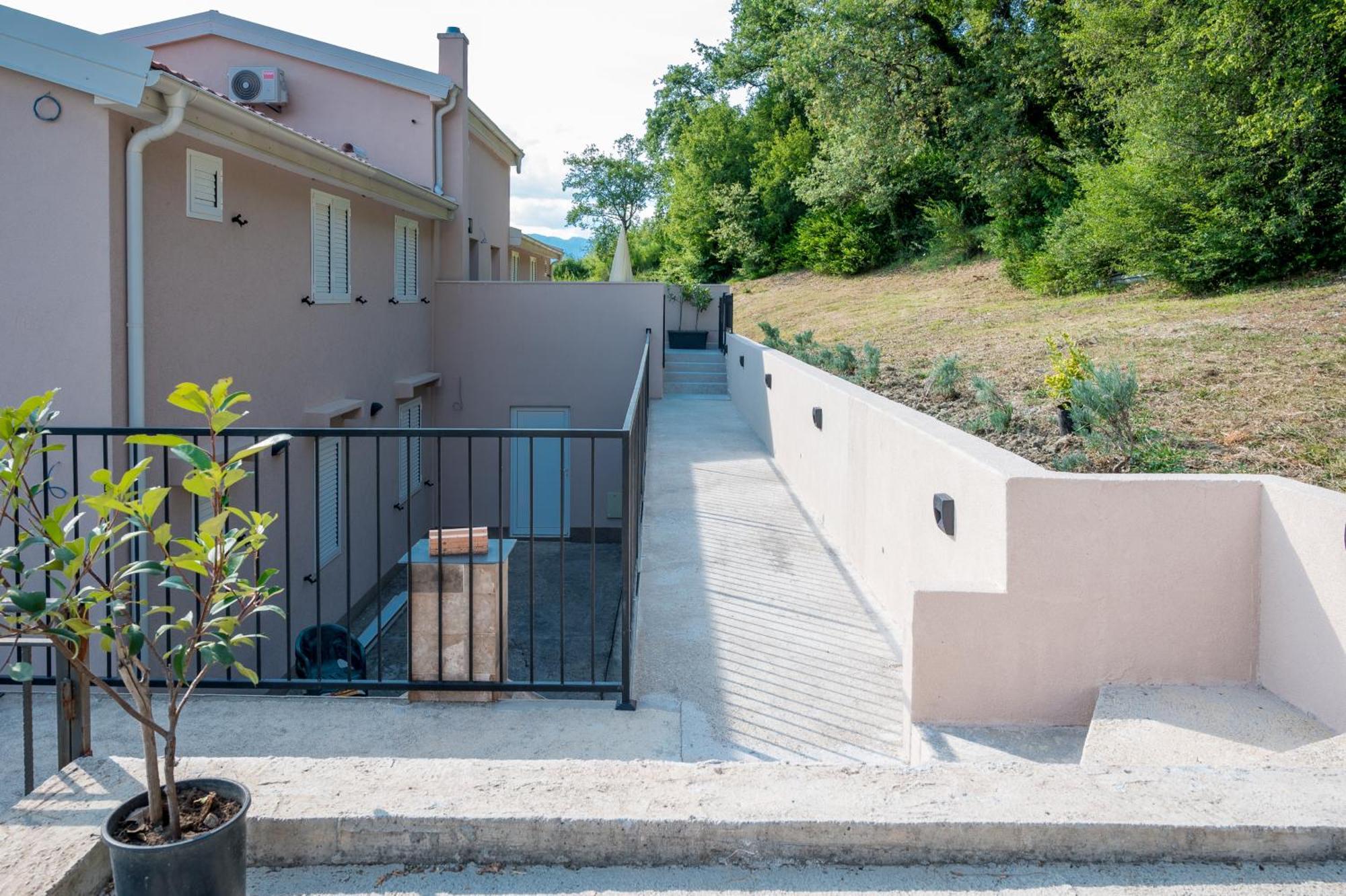 Appartement En Chene Kotor Exterior photo